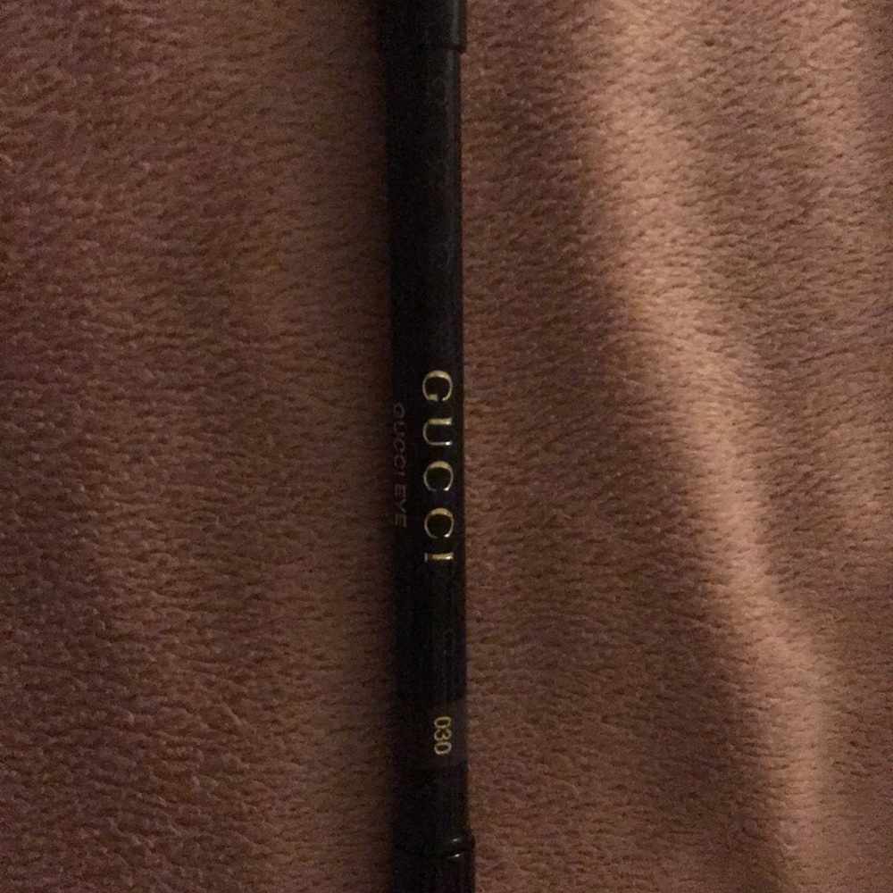 Gucci eyebrow pencil and spooli!